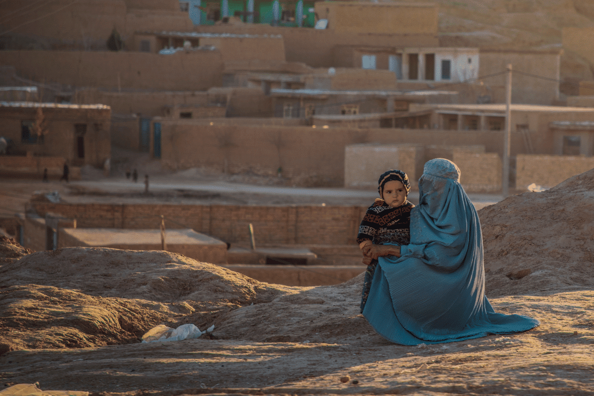 Faryab Afghanistan kvinne barn
